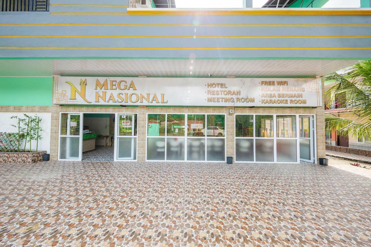 Mega Nasional Seaview Hotel Gunungsitoli 外观 照片